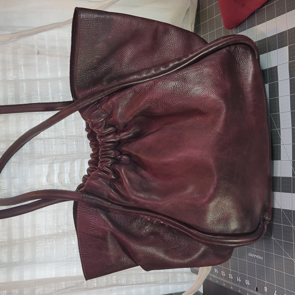 Lusher Handbags - Lusher Italian Leather Shoulder Tote Bag